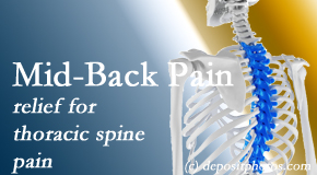 Pensacola Spinal Rehab Center delivers gentle chiropractic treatment to relieve mid-back pain in the thoracic spine. 